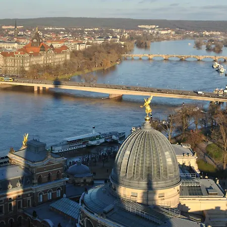 Idyllische Am Pillnitzer Schlosspark דירה *